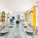 - 8 Min To - Ac - Wifi - Terrace - 8 Guests בית נופש