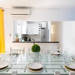 - 8 Min To - Ac - Wifi - Terrace - 8 Guests