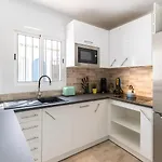 בית נופש - 8 Min To - Ac - Wifi - Terrace - 8 Guests קמברילס
